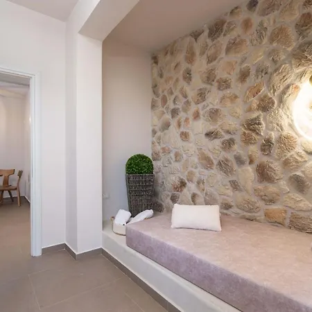 New Katerina Collection * Megalochori (Santorini)